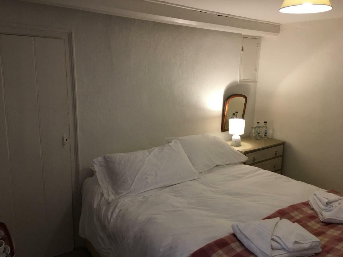 The Scott Arms Bed and Breakfast Kingston  Exteriör bild